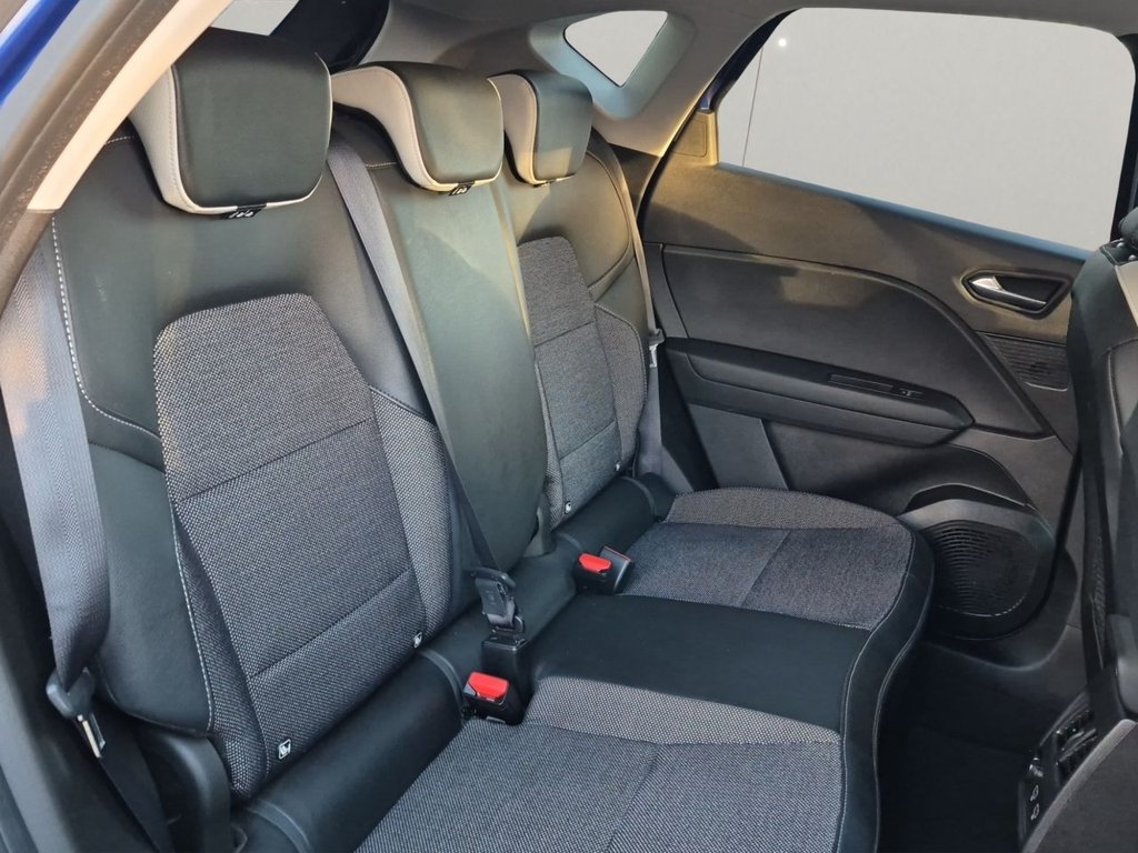 Used Renault Captur 2021 for sale - 76768569: Photo 29