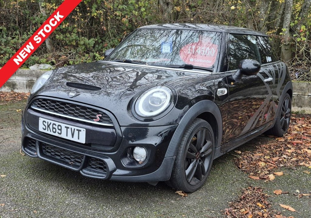 Used MINI Hatch 2019 for sale - 76569746: Photo 1