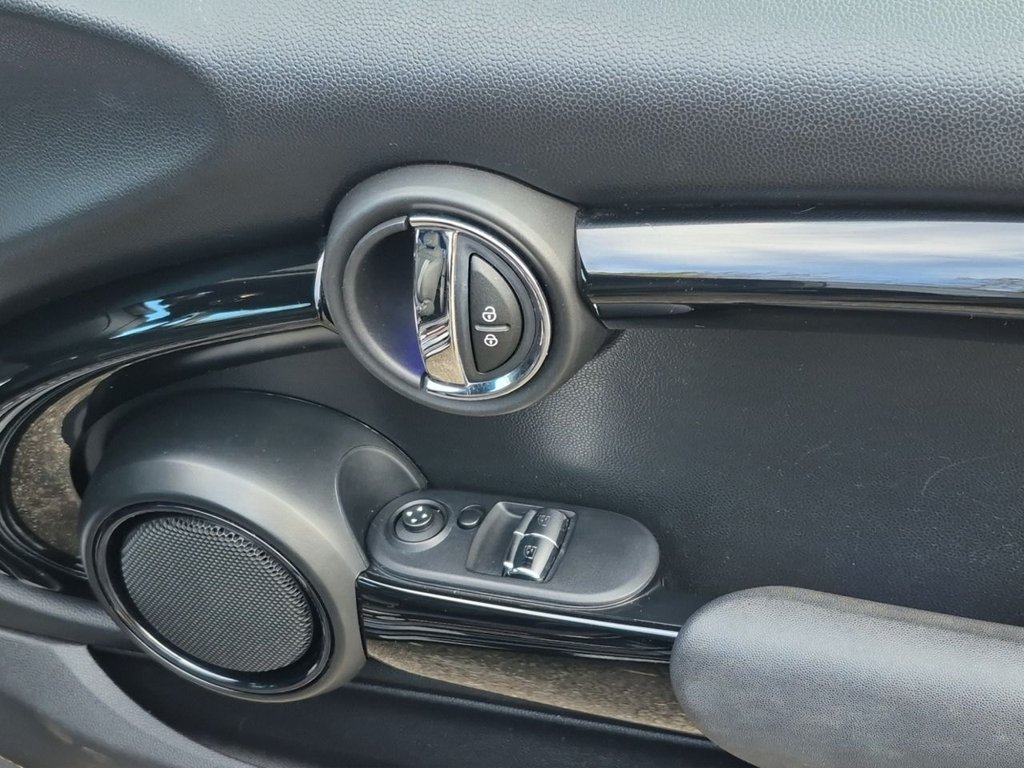 Used MINI Hatch 2019 for sale - 76569746: Photo 16