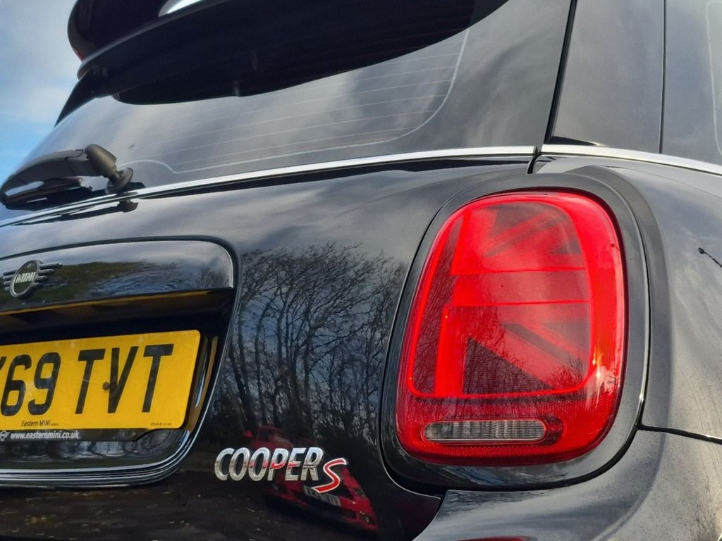 Used MINI Hatch 2019 for sale - 76569746: Photo 32