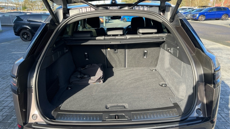 Used Land Rover Range Rover Velar 2025 for sale - 77004940: Photo 10