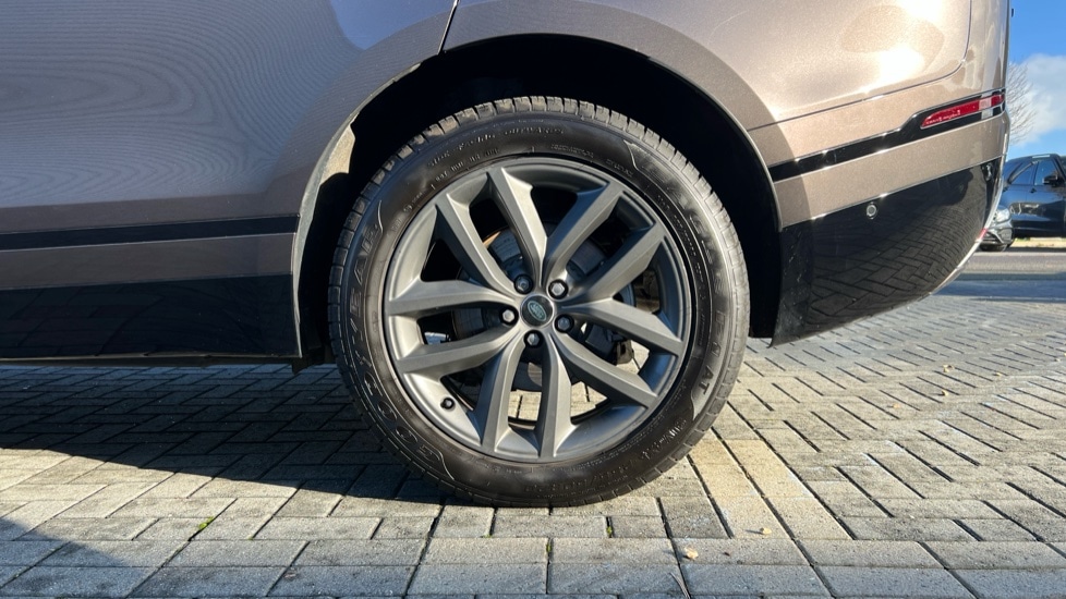 Used Land Rover Range Rover Velar 2025 for sale - 77004940: Photo 33