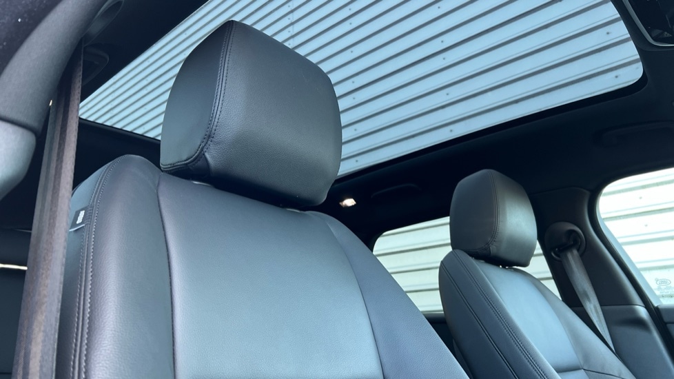 Used Land Rover Range Rover Velar 2025 for sale - 77004940: Photo 43