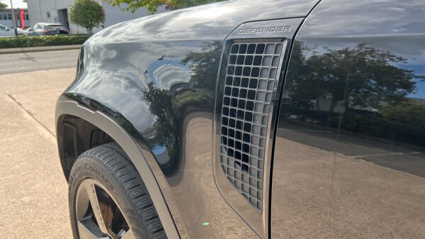 Used Land Rover Defender 2024 for sale - 76191084: Photo 20