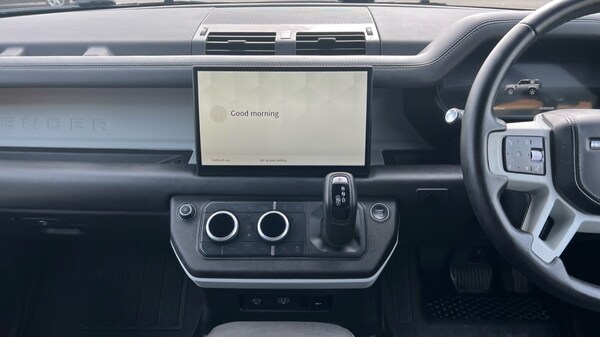 Used Land Rover Defender 2024 for sale - 76191084: Photo 29