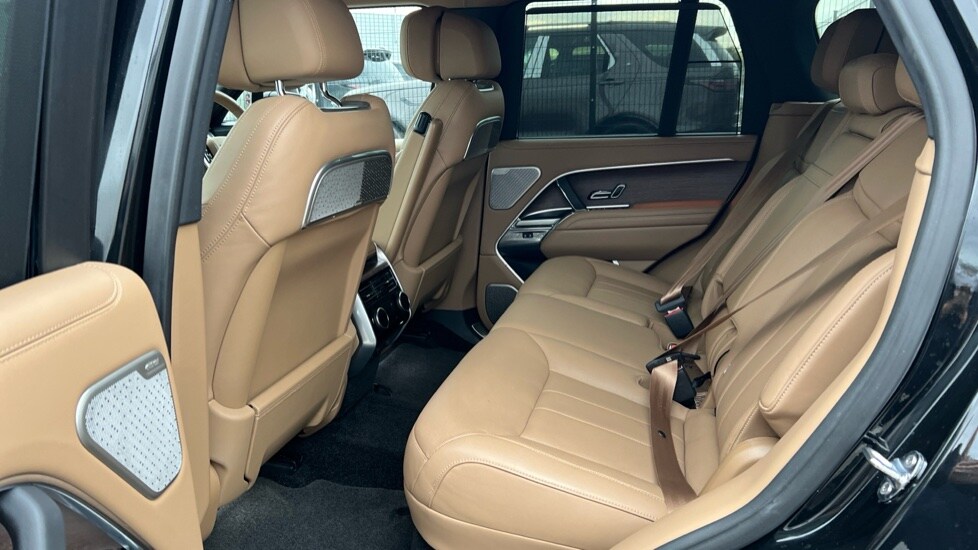 Used Land Rover Range Rover 2024 for sale - 76037837: Photo 4