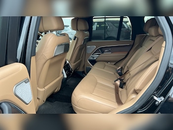 Used Land Rover Range Rover 2024 for sale - 76037837: Photo