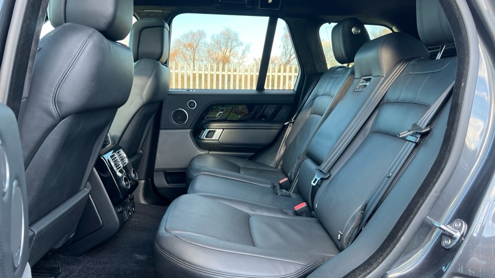 Used Land Rover Range Rover 2021 for sale - 76921927: Photo 4