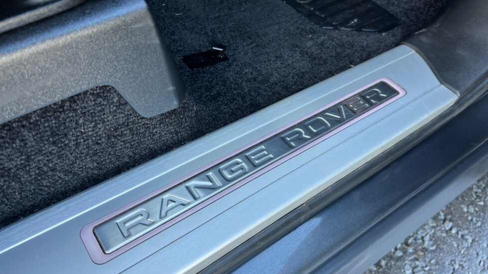 Used Land Rover Range Rover 2021 for sale - 76921927: Photo 41