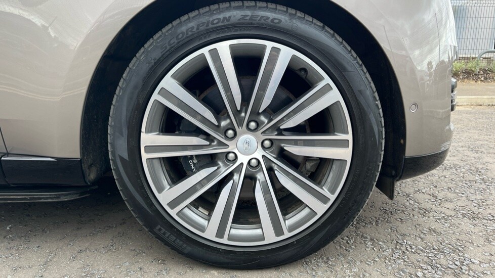 Used Land Rover Range Rover 2022 for sale - 76552446: Photo 8