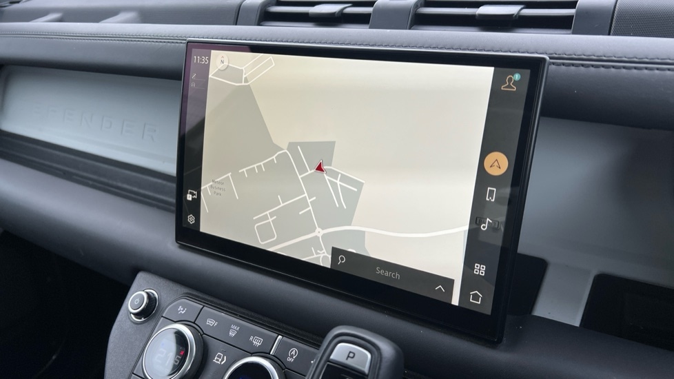 Used Land Rover Defender 2023 for sale - 76873981: Photo 11