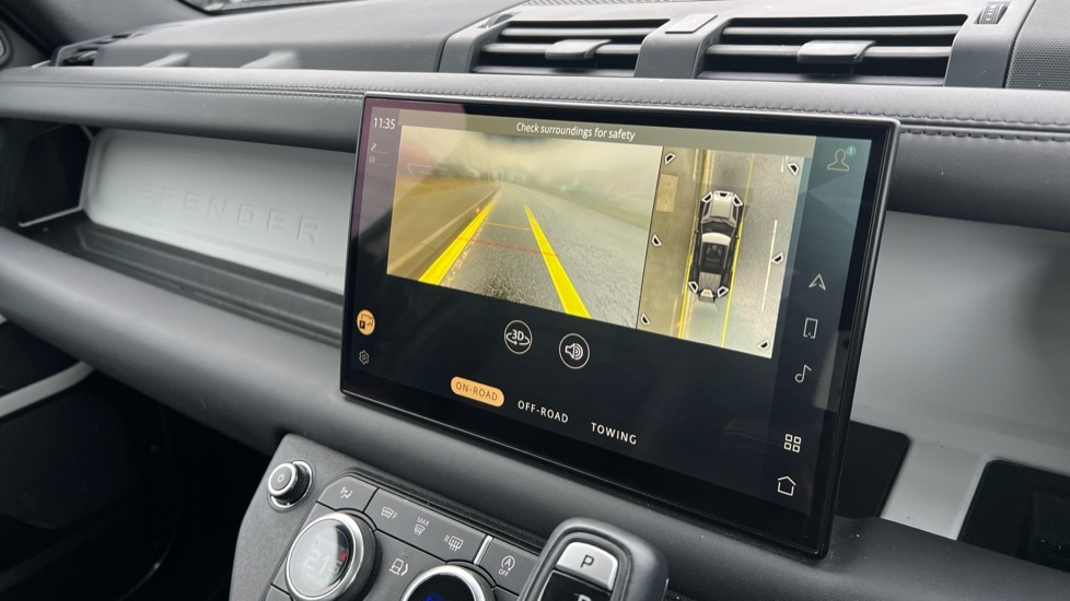 Used Land Rover Defender 2023 for sale - 76873981: Photo 12