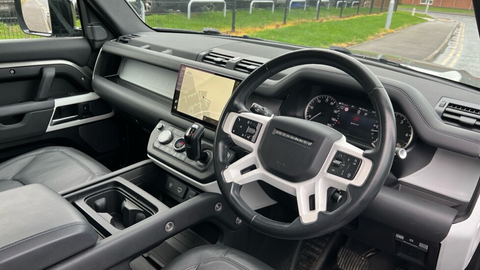 Used Land Rover Defender 2023 for sale - 76873981: Photo 28