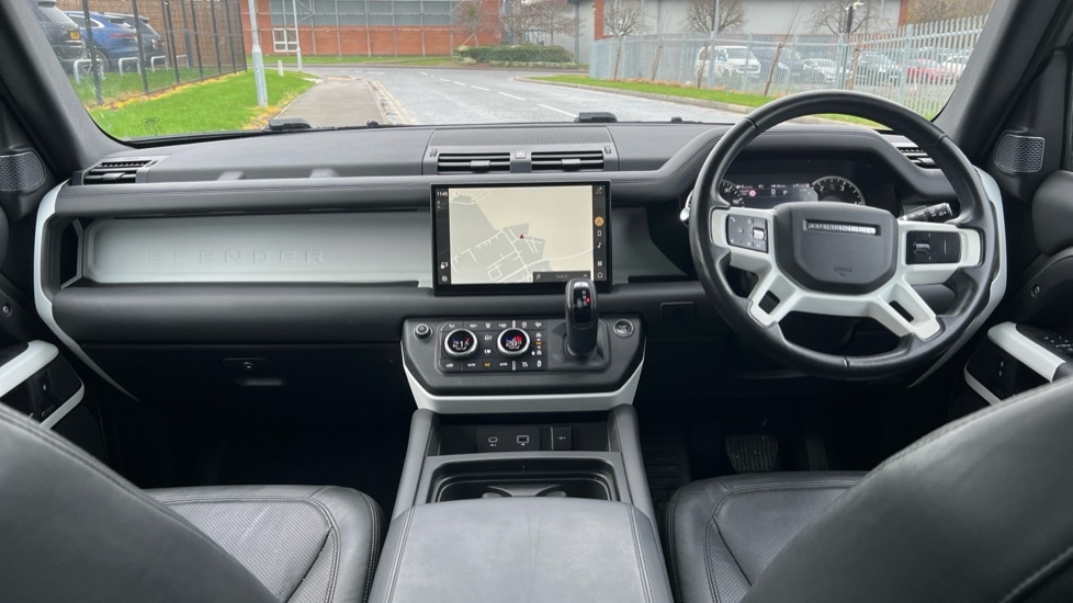Used Land Rover Defender 2023 for sale - 76873981: Photo 9