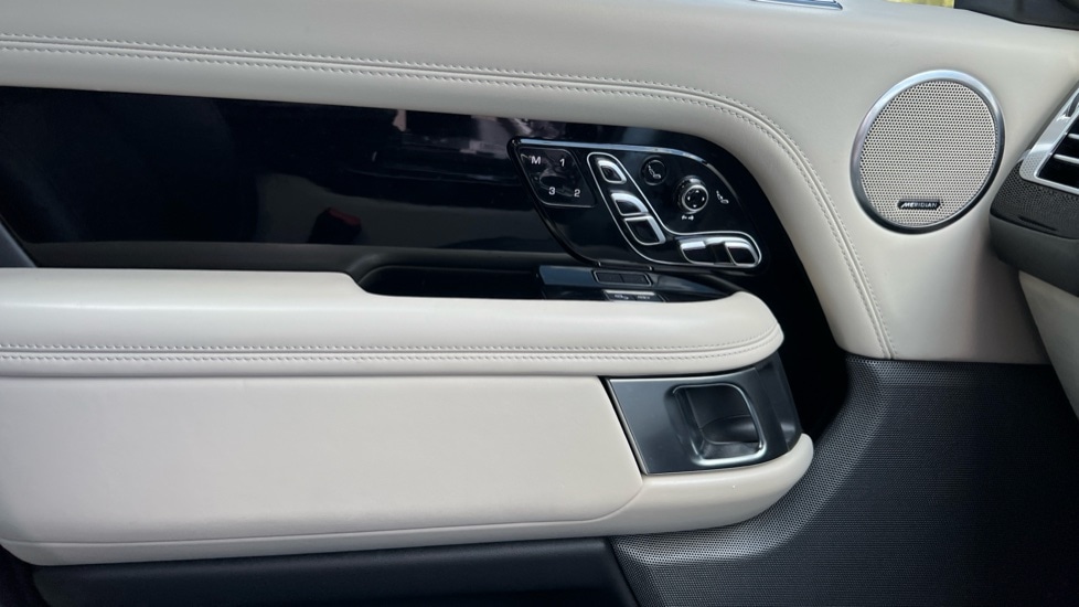 Used Land Rover Range Rover 2020 for sale - 76155021: Photo 71