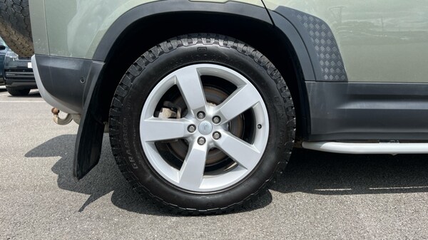 Used Land Rover Defender 2021 for sale - 76229458: Photo 32