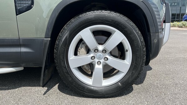Used Land Rover Defender 2021 for sale - 76229458: Photo 33