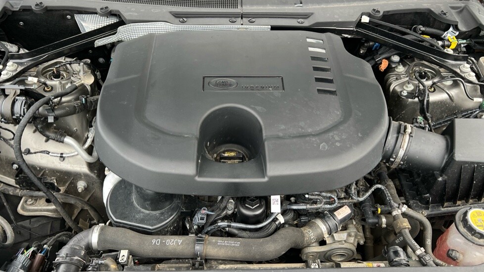 Used Land Rover Defender 2023 for sale - 76856361: Photo 30