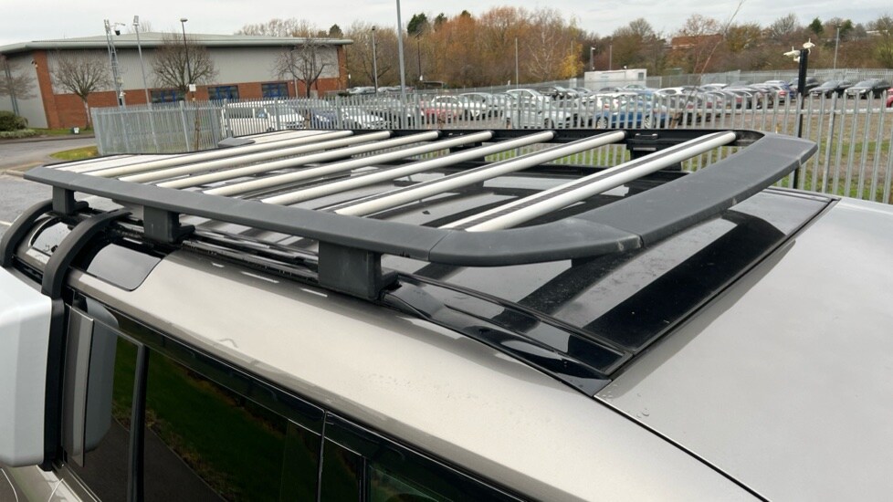 Used Land Rover Defender 2023 for sale - 76856361: Photo 37