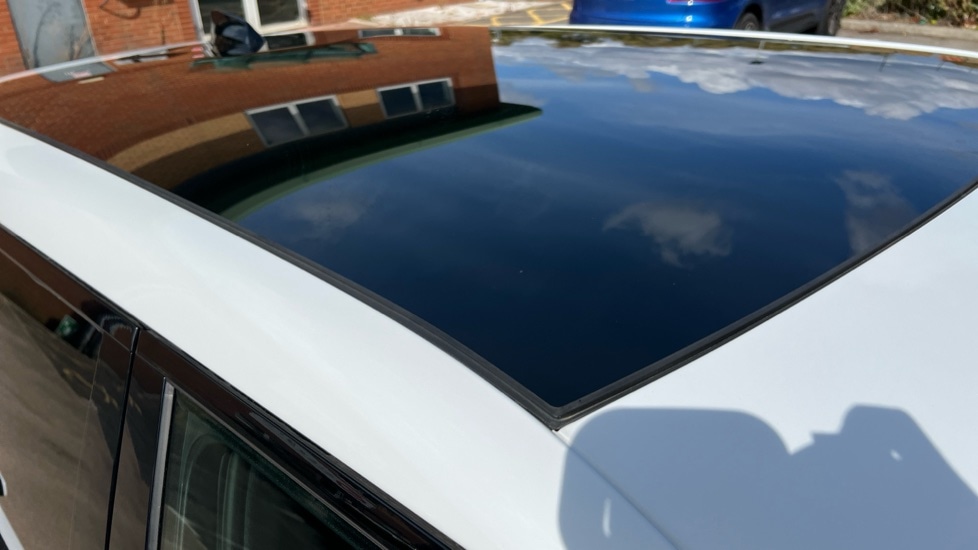 Used Land Rover Range Rover Evoque 2025 for sale - 76466302: Photo 40