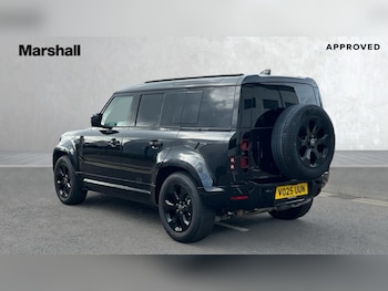 Used Land Rover Defender 2025 for sale - 76191142: Photo 2
