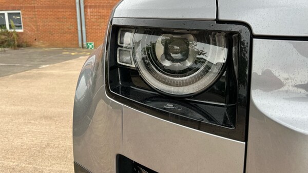 Used Land Rover Defender 2023 for sale - 75698799: Photo 17