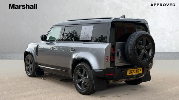 Used Land Rover Defender 2023 for sale - 75698799: Photo 2