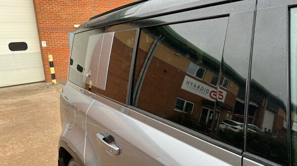 Used Land Rover Defender 2023 for sale - 75698799: Photo 40
