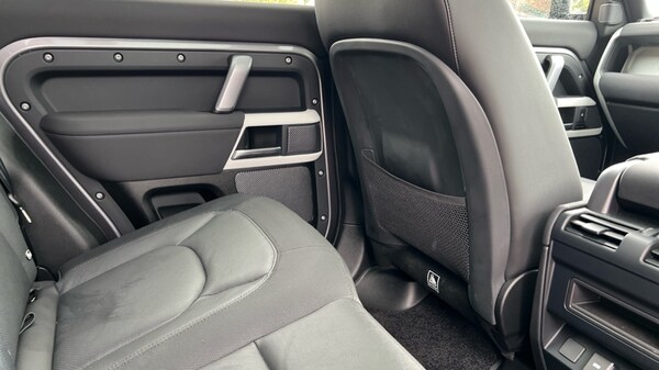 Used Land Rover Defender 2023 for sale - 75698799: Photo 51