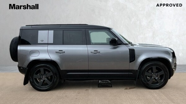 Used Land Rover Defender 2023 for sale - 75698799: Photo 5