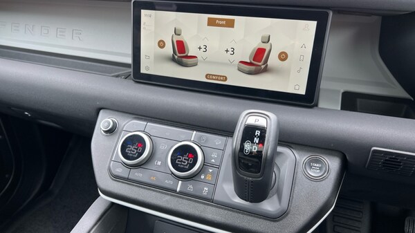 Used Land Rover Defender 2023 for sale - 75698799: Photo 70