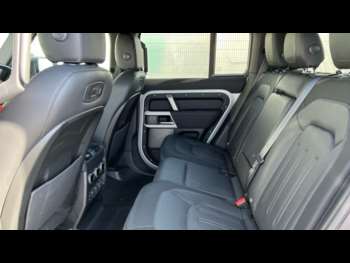 Used Land Rover Defender 2021 for sale - 74170516: Photo