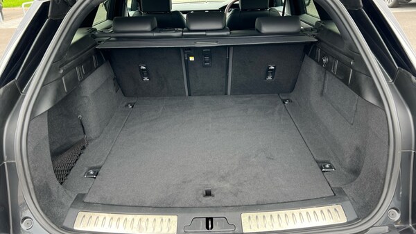 Used Land Rover Range Rover Velar 2024 for sale - 76037605: Photo 10