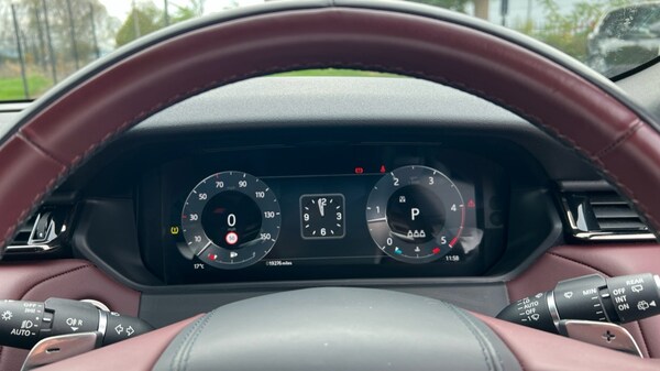 Used Land Rover Range Rover Velar 2024 for sale - 76037605: Photo 16