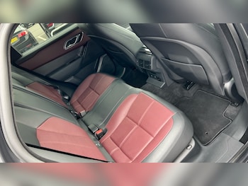 Used Land Rover Range Rover Velar 2024 for sale - 76037605: Photo 4
