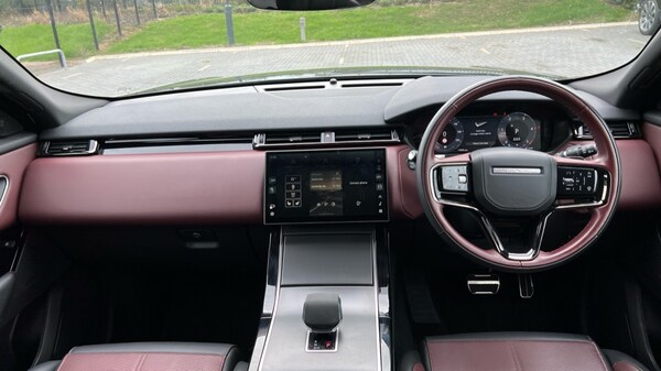Used Land Rover Range Rover Velar 2024 for sale - 76037605: Photo 9