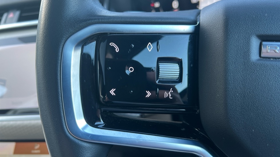 Used Land Rover Range Rover Velar 2023 for sale - 76901331: Photo 37