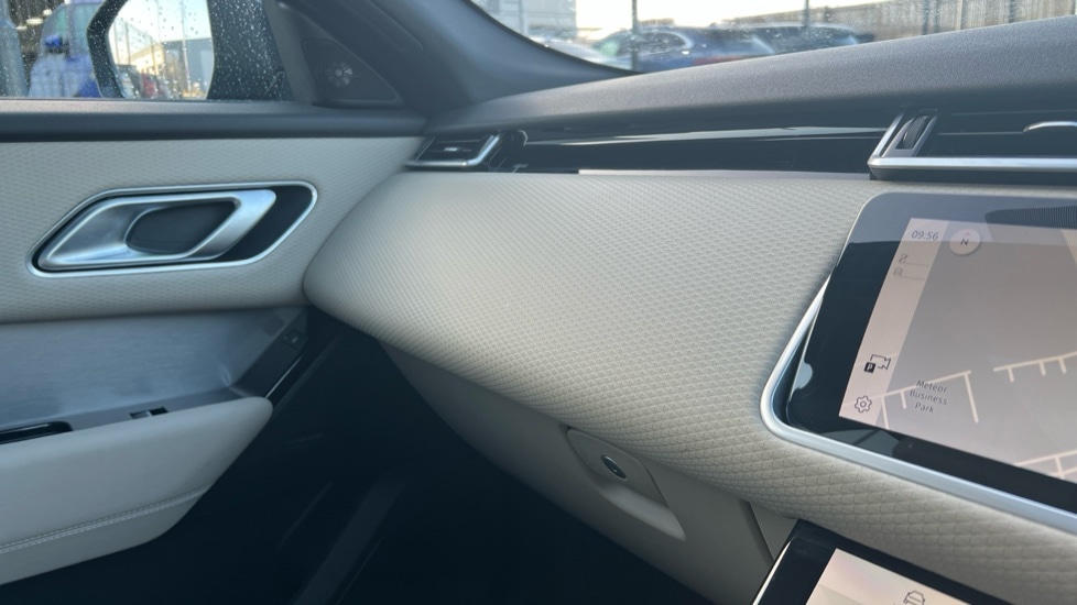 Used Land Rover Range Rover Velar 2023 for sale - 76901331: Photo 41