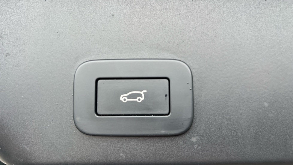 Used Land Rover Range Rover Evoque 2024 for sale - 76861861: Photo 22