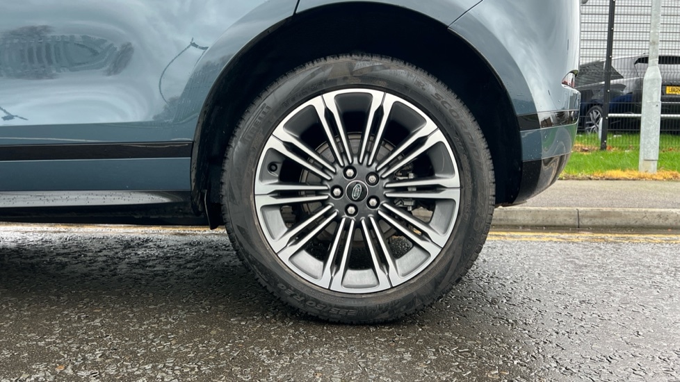 Used Land Rover Range Rover Evoque 2024 for sale - 76861861: Photo 31