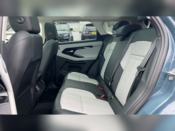 Used Land Rover Range Rover Evoque 2024 for sale - 76861861: Photo