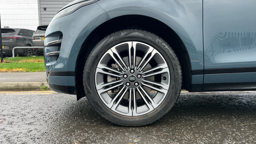 Used Land Rover Range Rover Evoque 2024 for sale - 76861861: Photo 8