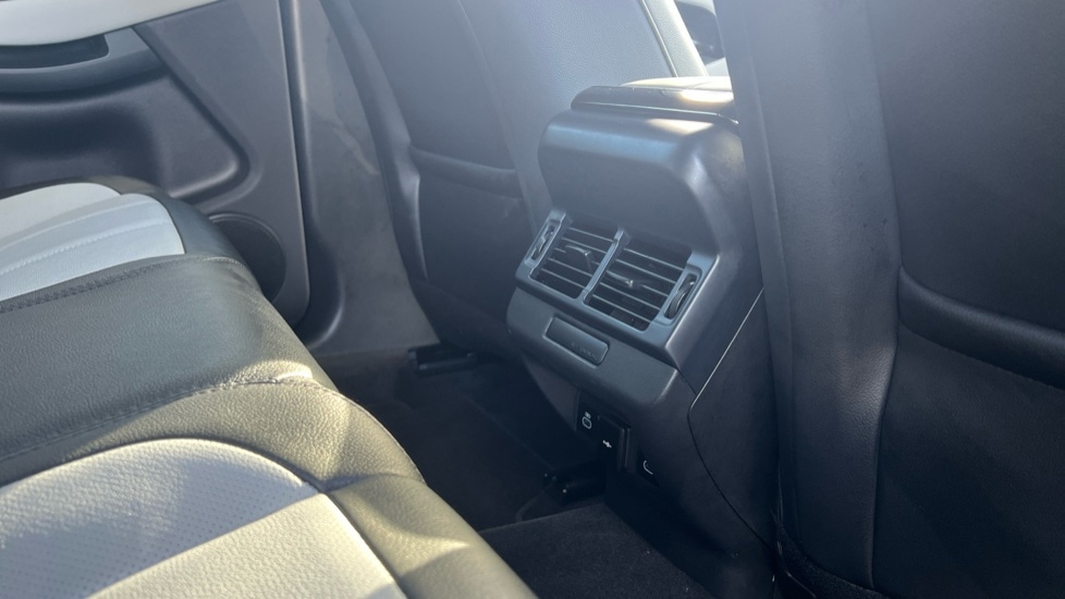 Used Land Rover Range Rover Evoque 2025 for sale - 76593714: Photo 18