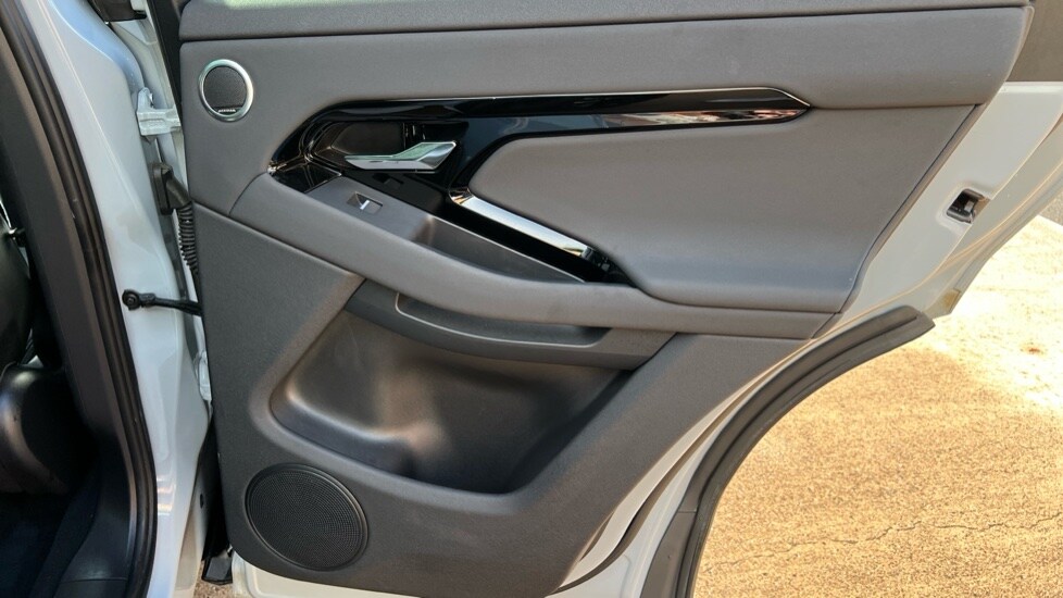 Used Land Rover Range Rover Evoque 2023 for sale - 76691434: Photo 47