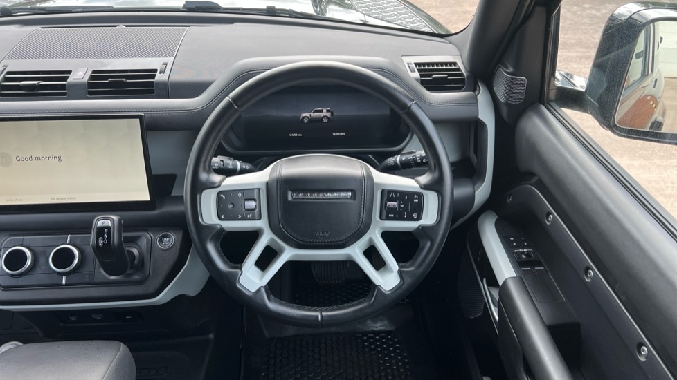 Used Land Rover Defender 2024 for sale - 76098041: Photo 15