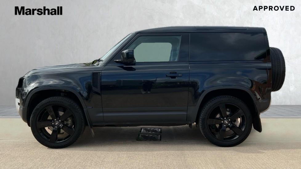 Used Land Rover Defender 2024 for sale - 76098041: Photo 26