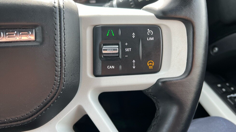 Used Land Rover Defender 2024 for sale - 76098041: Photo 57
