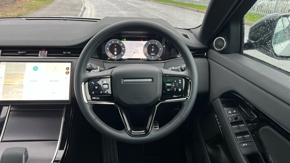 Used Land Rover Range Rover Evoque 2025 for sale - 76773185: Photo 15