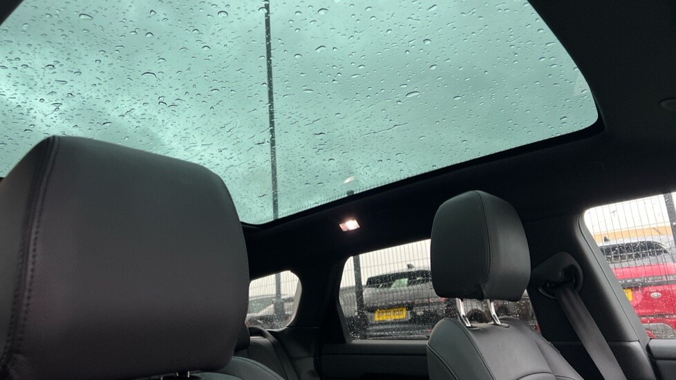 Used Land Rover Range Rover Evoque 2025 for sale - 76773185: Photo 42