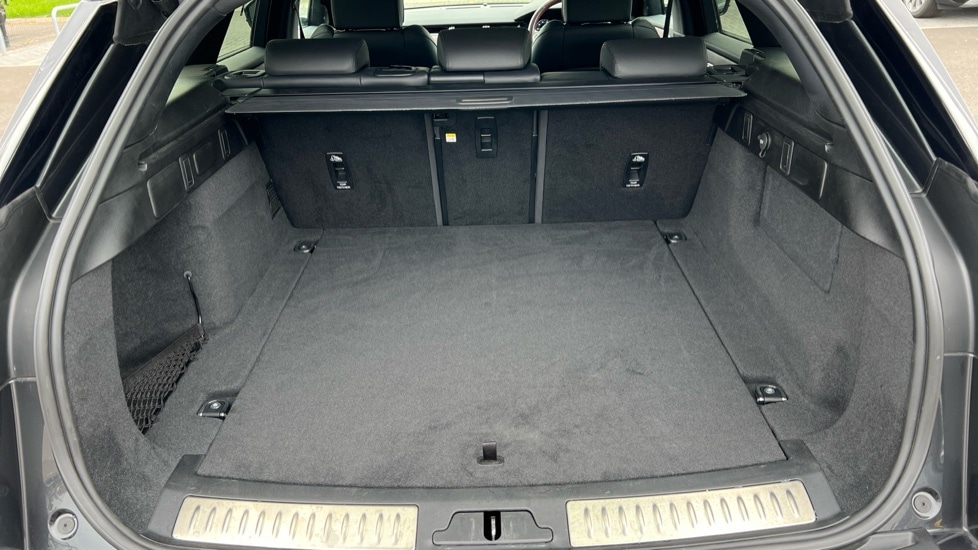 Used Land Rover Range Rover Velar 2024 for sale - 76487414: Photo 10